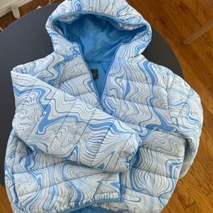 puff jacket - wild fable - blue & white wavy design